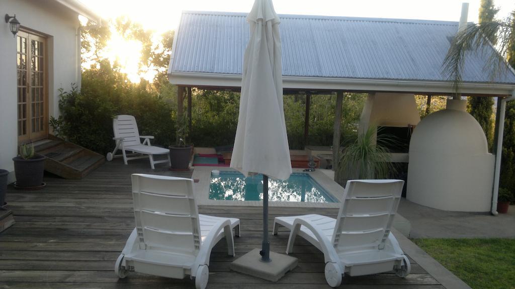 Oasis Shanti Backpackers Oudtshoorn Room photo
