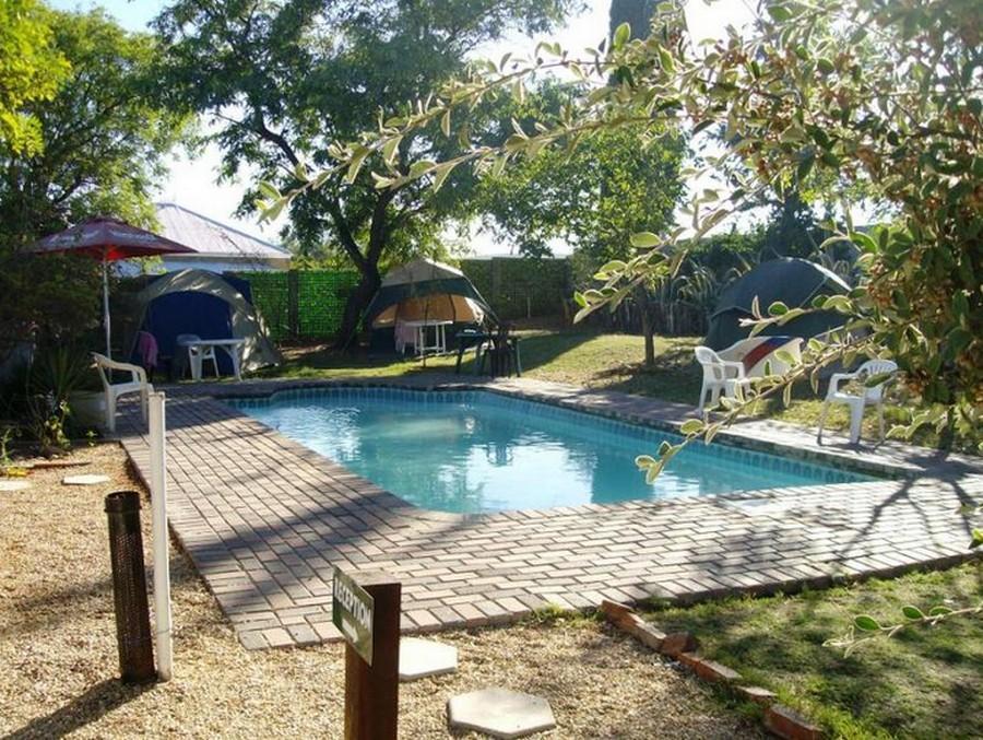 Oasis Shanti Backpackers Oudtshoorn Exterior photo